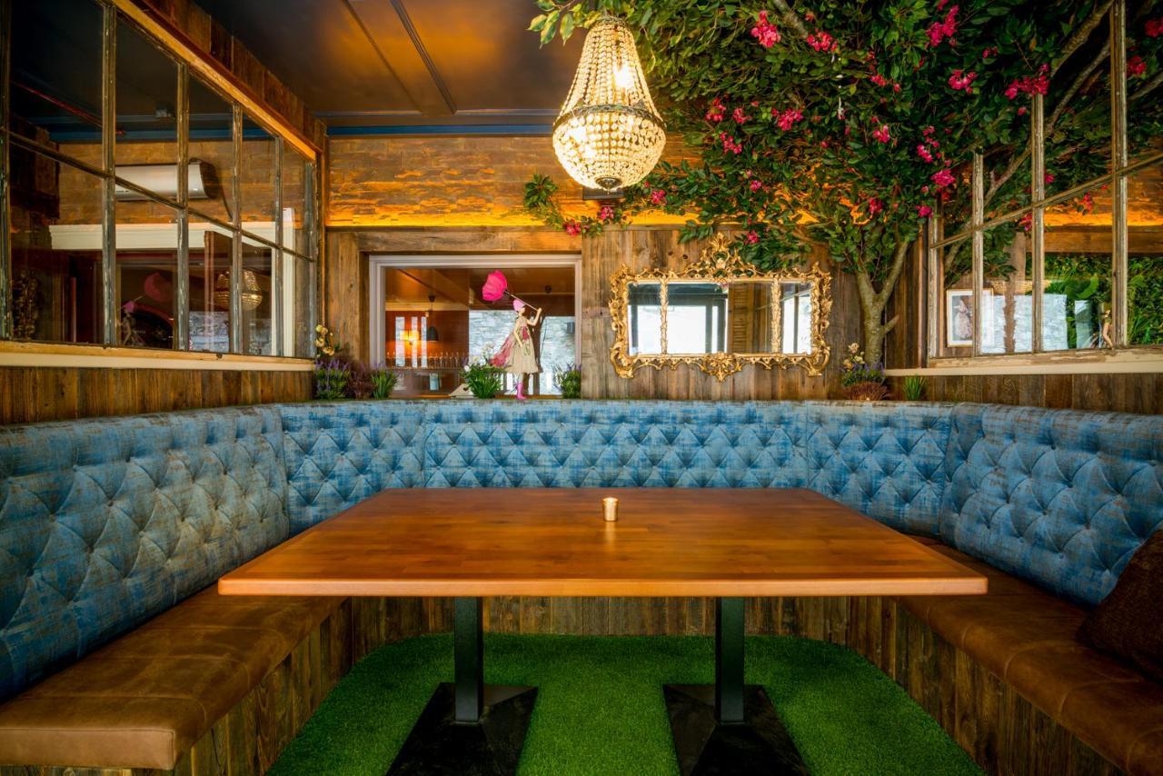 Tralee Benners Hotel Екстериор снимка