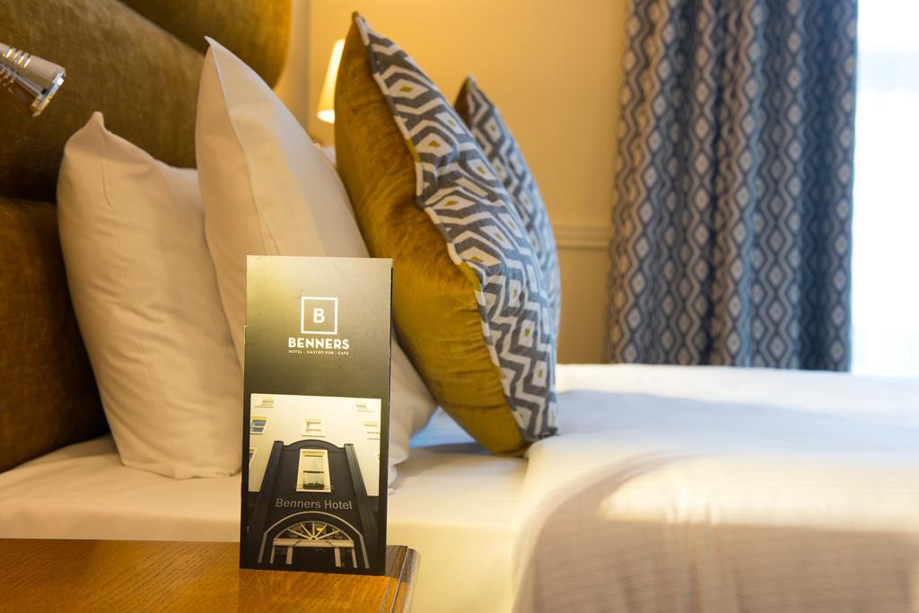 Tralee Benners Hotel Екстериор снимка